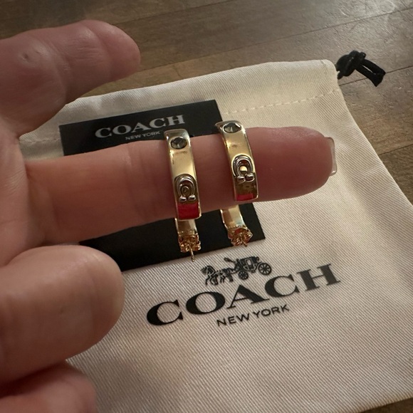 Coach Gold Pegged Signature C Faux Pearl Crystal Hoop Earrings - Picture 5 of 8